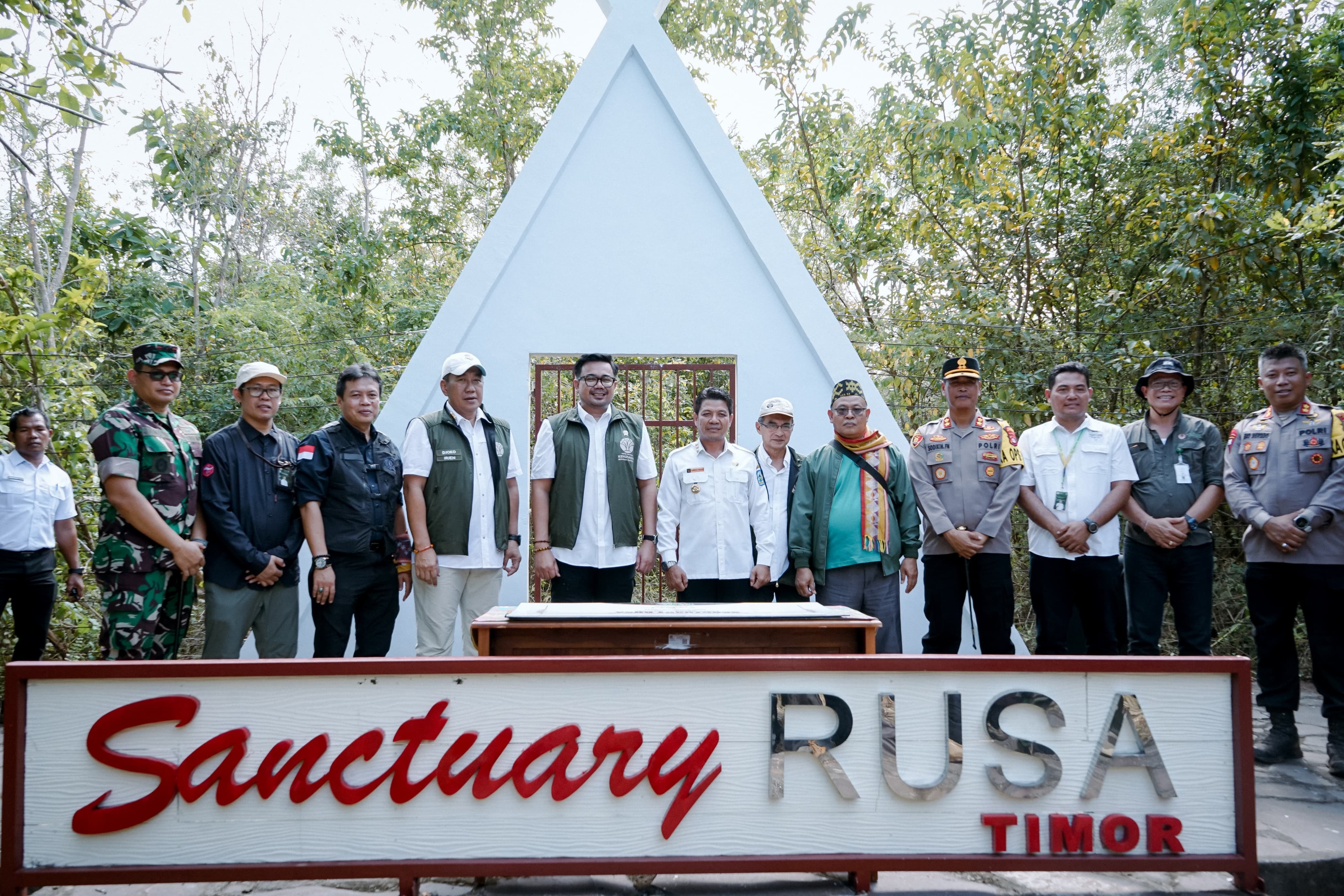 Wakil Menteri Kehutanan RI Resmikan Taman Nasional Tambora dan Lepas Rusa di Kawasan Konservasi Doroncanga, Dompu