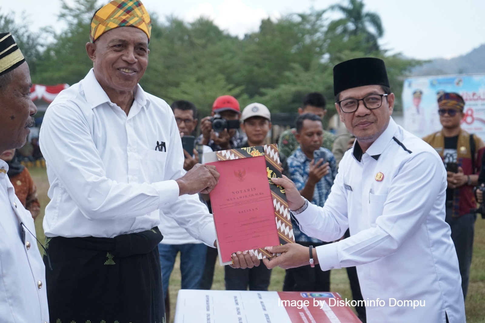 Perkuat Ekonomi Rakyat: Koperasi Merah Putih Dompu Resmi Dilantik
