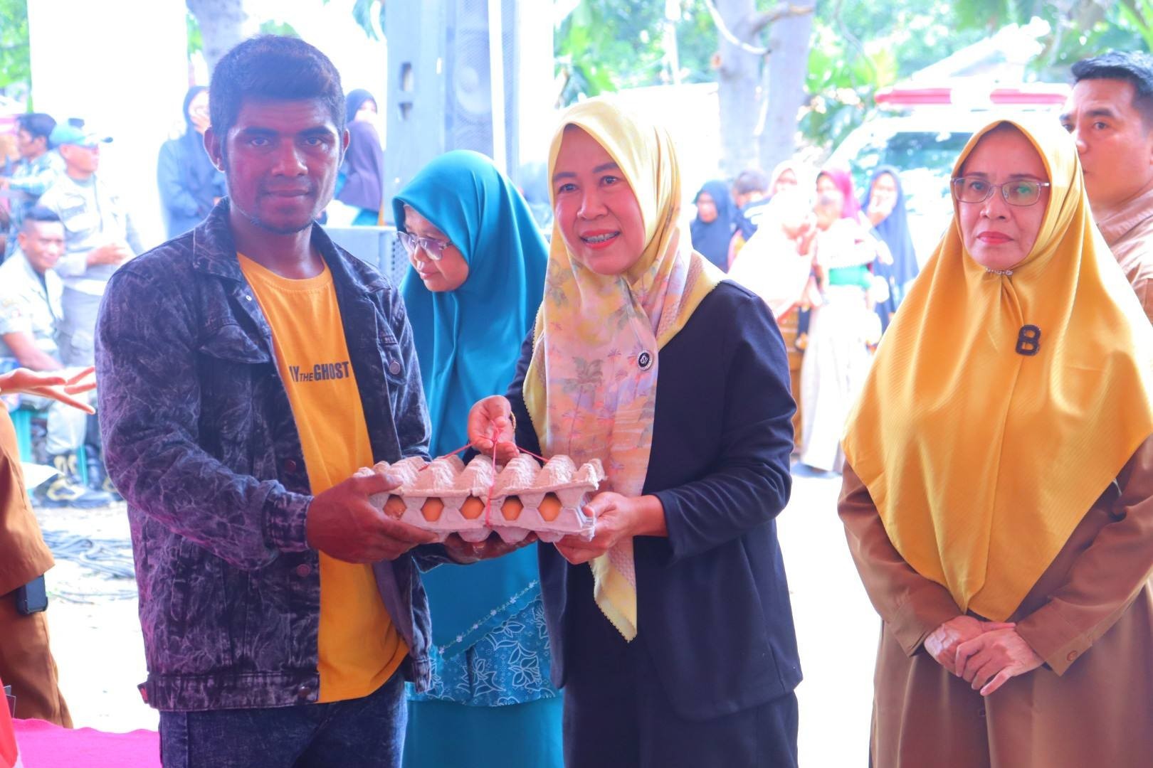 Ketua TP PKK Kabupaten Dompu Dampingi Bupati dalam Kegiatan Dompu Melayani di Kecamatan Kilo